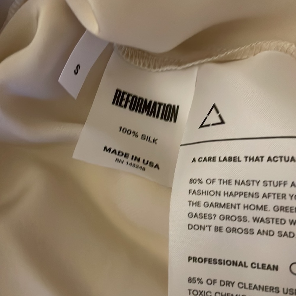 Reformation champagne Aviva silk top NWOT small - Picture 5 of 5